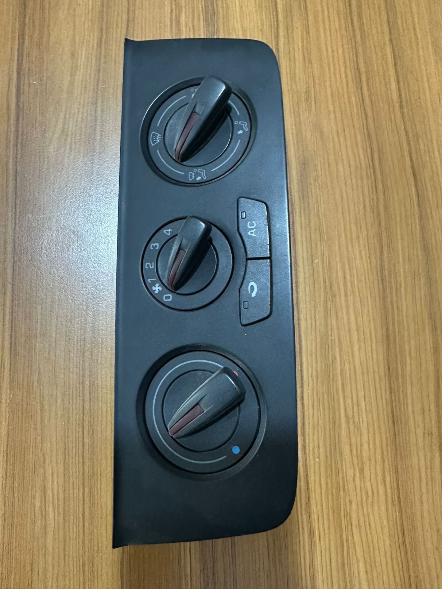 Seat İbiza Klima Kalorifer Kontrol Paneli