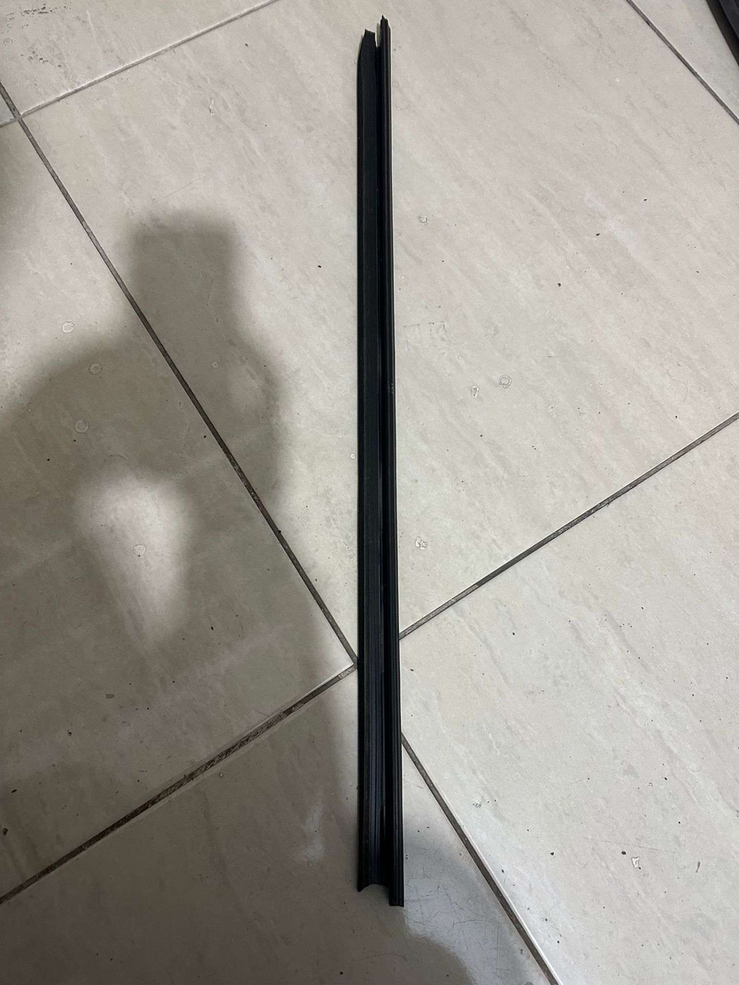 Symbol Sandero Sağ Cam İç Sıyırıcı Fitil [8200753750]