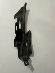 Audi A3 Sol Far Alt Braketi 8V5807319