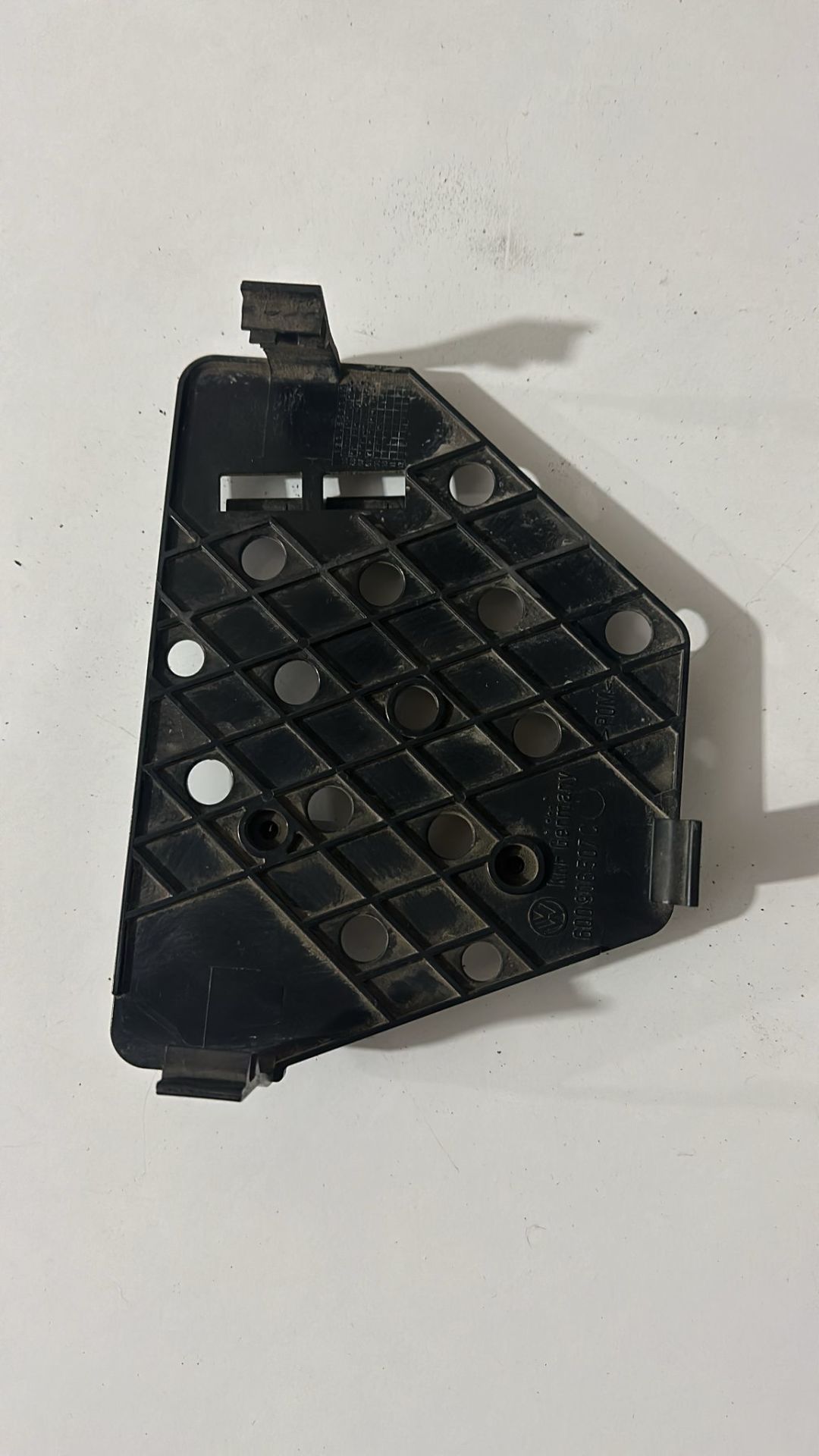 Volkswagen Bakalit Orijinal [6Q0906507C]