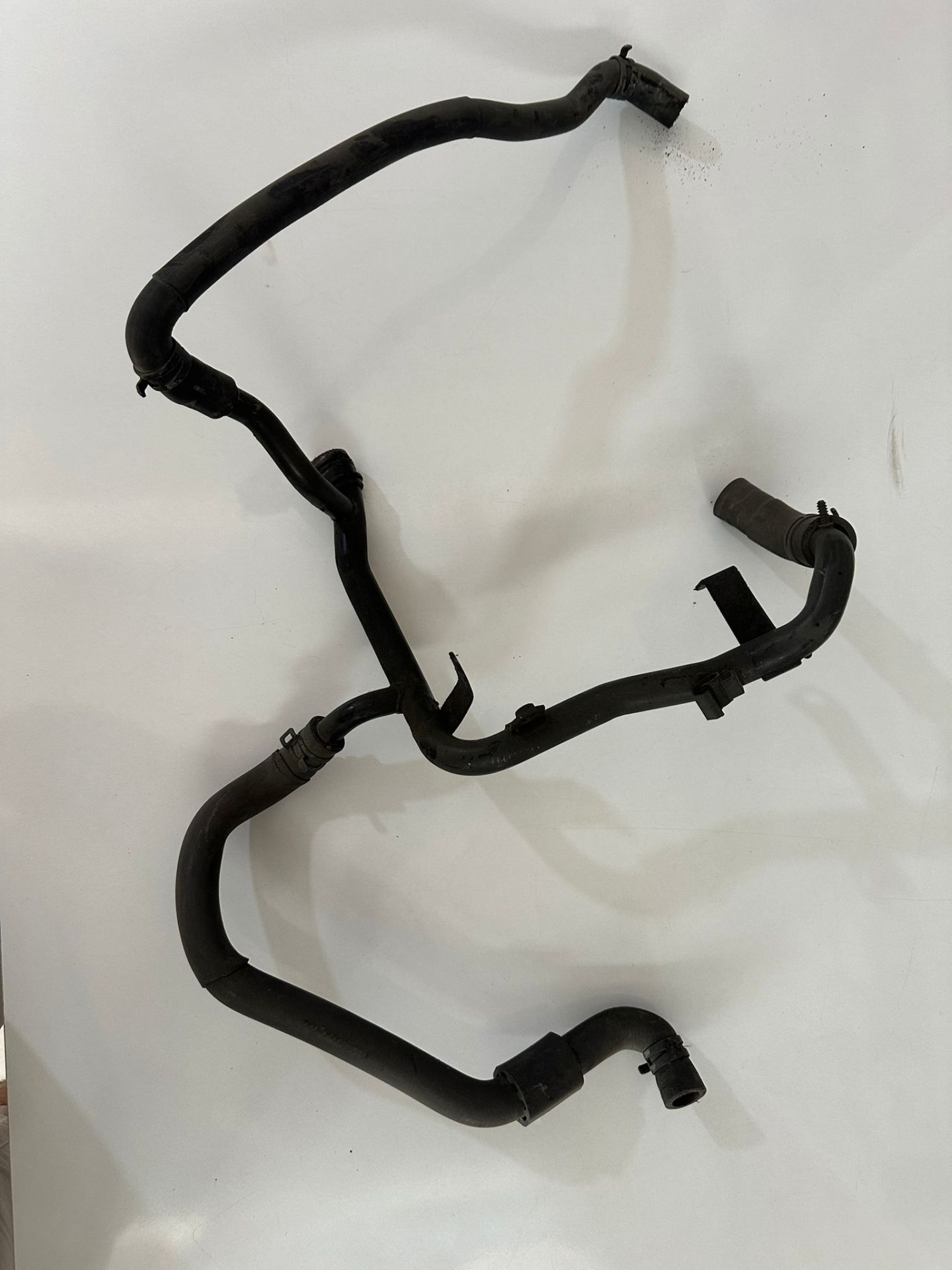 Polo İbiza Soğutma Suyu Borusu 1.4 Tdi [045121065R]