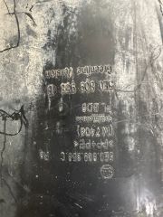 Skoda Octavia Sağ Ön Çamurluk Davlumbazı Orijinal [5E0809958]