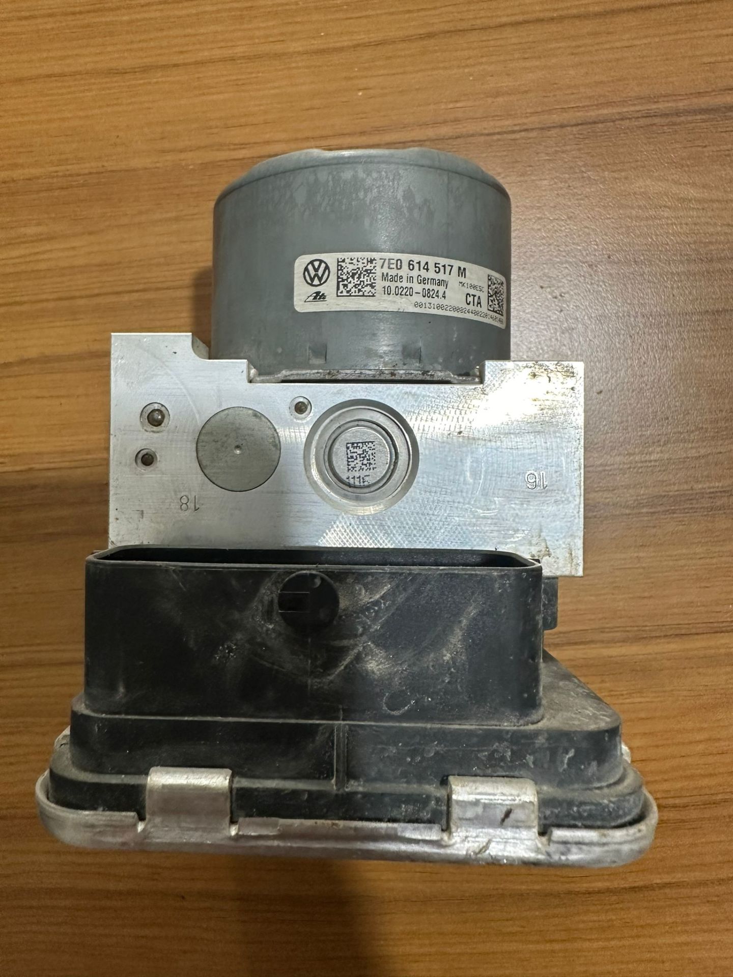 Vw Caddy Transporter Abs Beyni [7E0614517M]