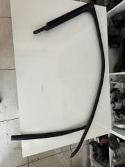 Vw Jetta Sol Ön Kapı Cam Fitili [5C6837431]
