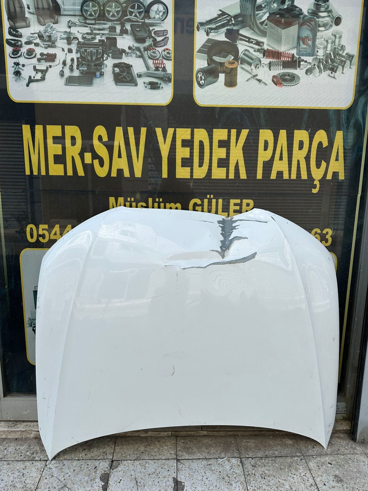 Audi Beyaz Motor Kaputu Orijinal Çıkma[8K0010515-8T0823373]