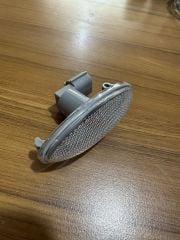 Çamurluk Sinyali Corolla/Yaris/Auris 06- [81730-12240]