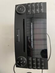 Mercedes-Benz W211 E Class Radyo CD Çalar