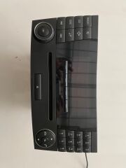 Mercedes-Benz W211 E Class Radyo CD Çalar